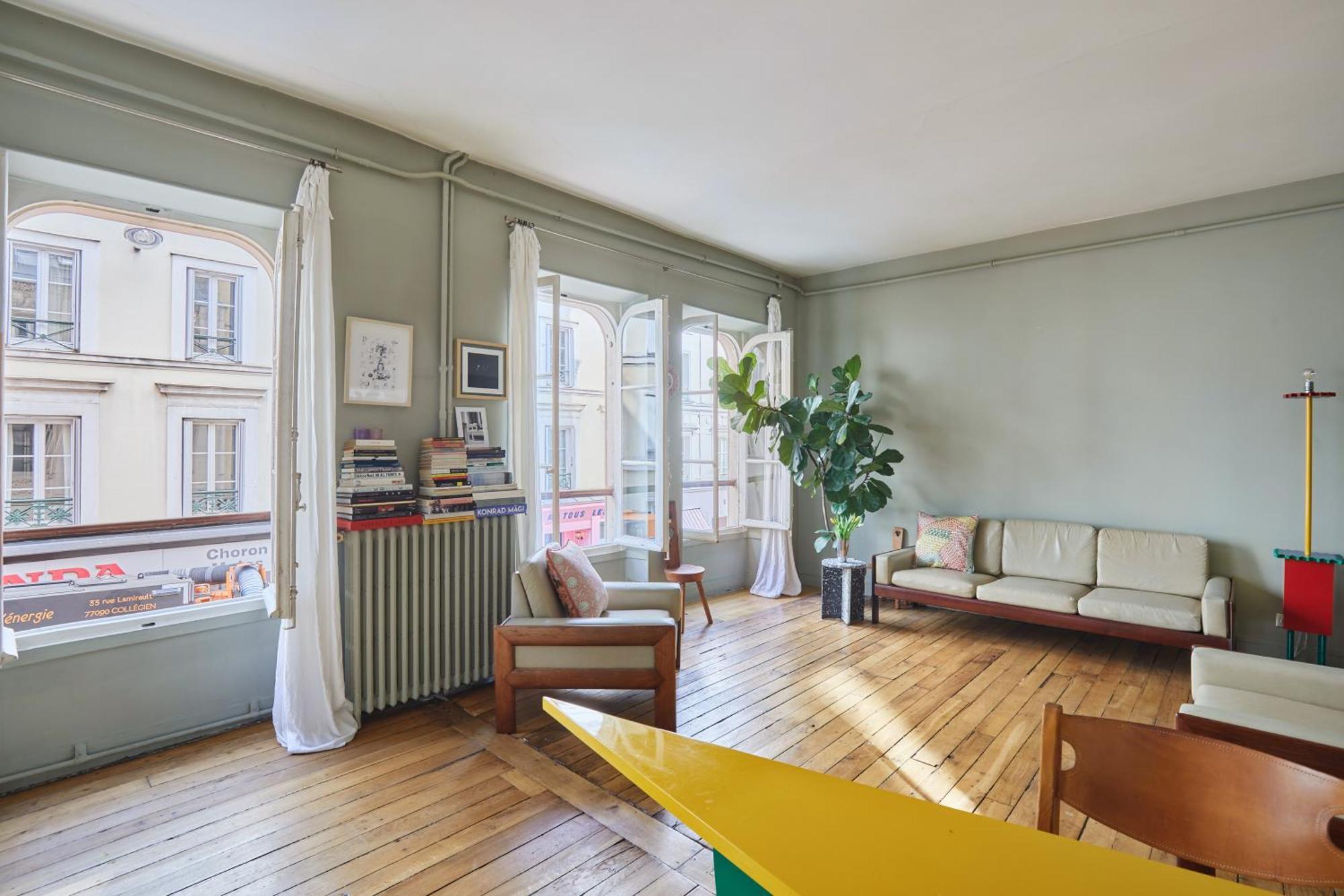 Charming 1br Rue Des Martyrs * Parigi